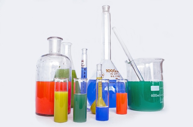 lab-217074_640.jpg www.pixabay.com