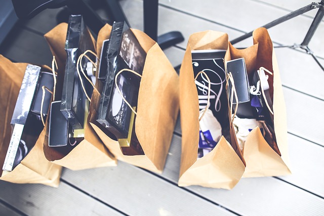 shop-791582_640.jpg www.pixabay.com